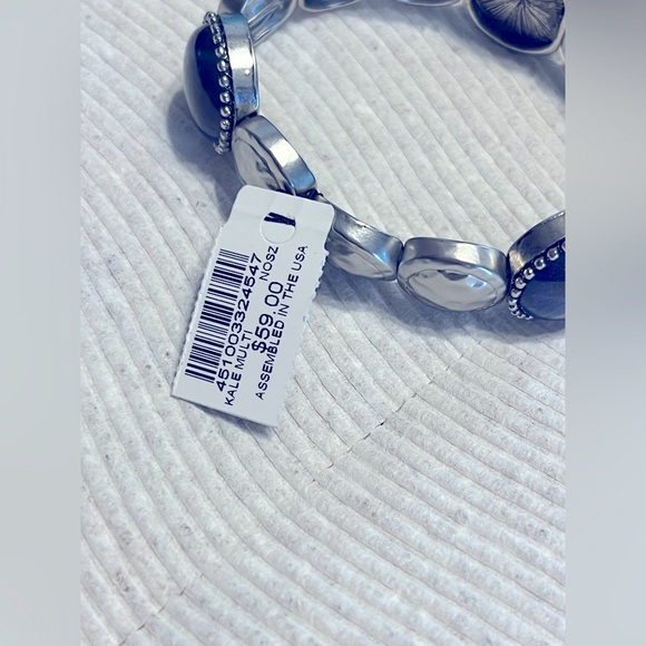 Silver and Dark Blue Hammmered Beaded Bracelet. - Picture 3 of 9